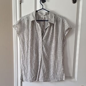Max Studio Black and White 1/2 Button Down Shirt